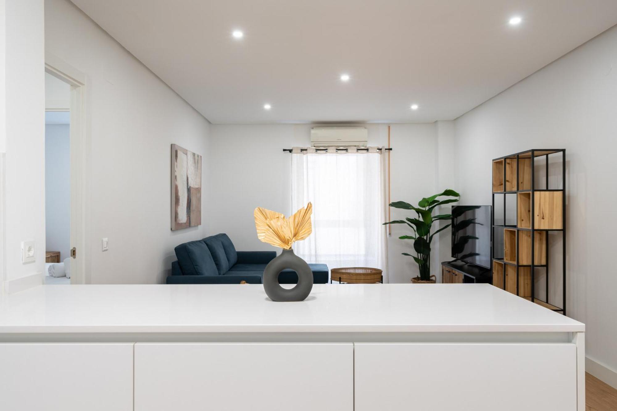 Apartamento Reformado En La Gran Via Alquiler Temporal Madrid Exterior foto